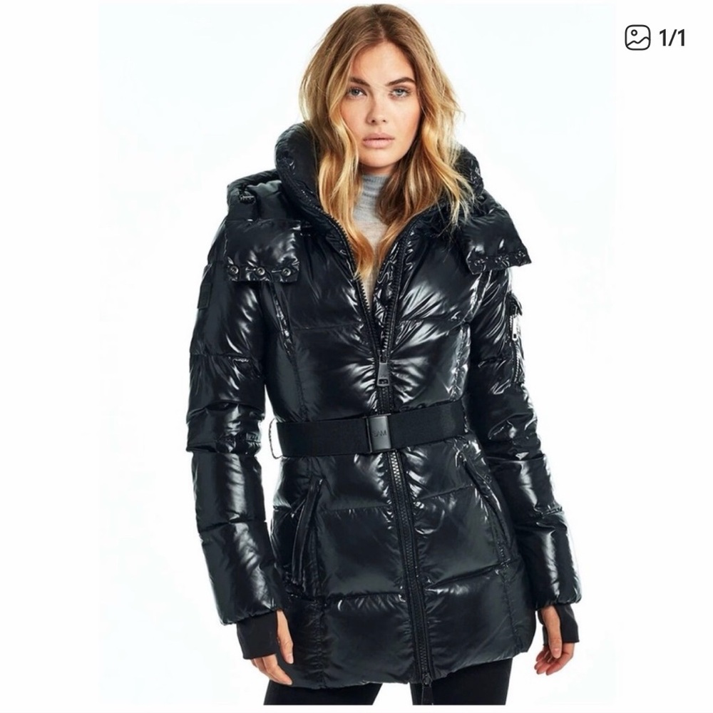Women's Black Puffer Jacket